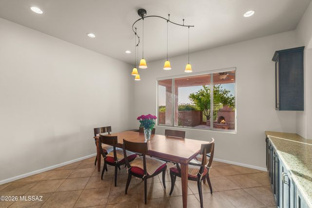 3463 E Corte Paloma Brava, Tucson, AZ 85718