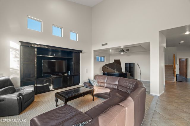 3463 E Corte Paloma Brava, Tucson, AZ 85718