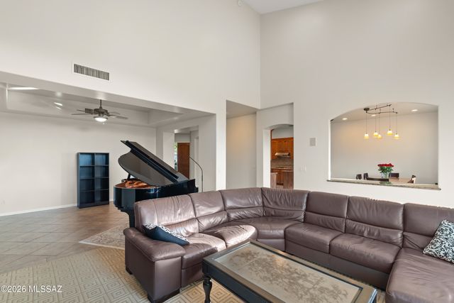 3463 E Corte Paloma Brava, Tucson, AZ 85718