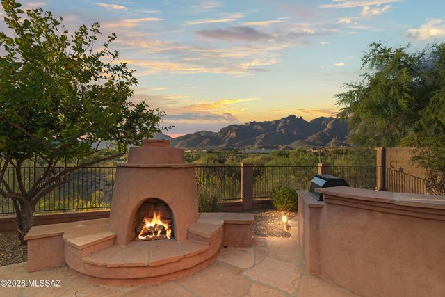 3463 E Corte Paloma Brava, Tucson, AZ 85718