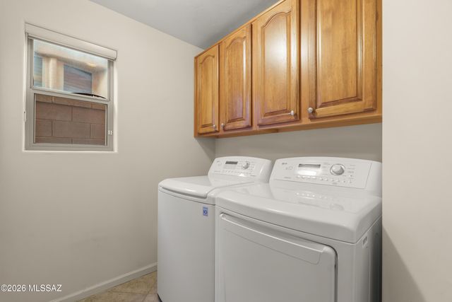 3463 E Corte Paloma Brava, Tucson, AZ 85718