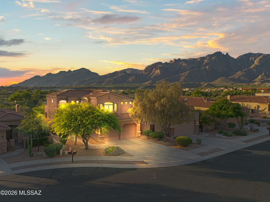 3463 E Corte Paloma Brava, Tucson, AZ 85718