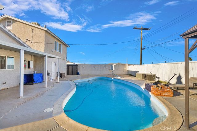 411 Mcbroom, Barstow, CA 92311