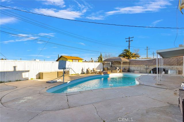 411 Mcbroom, Barstow, CA 92311