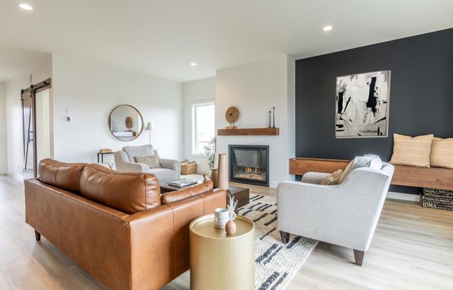 8327 59 Street S, Horace, ND 58047