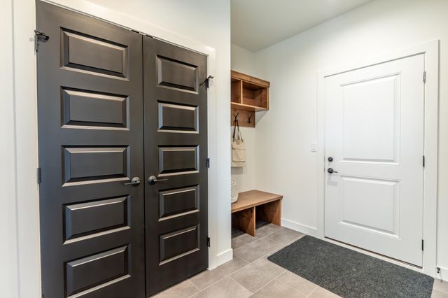 8327 59 Street S, Horace, ND 58047