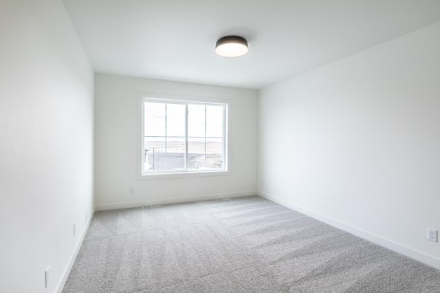 8327 59 Street S, Horace, ND 58047