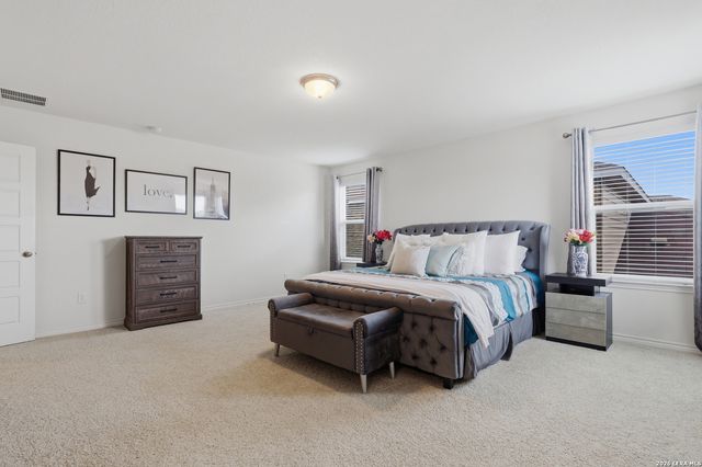 318 COLONIAL BLF, Universal City, TX 78148