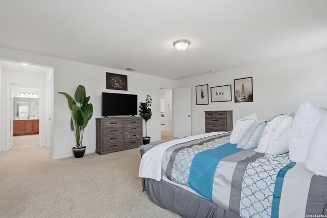 318 COLONIAL BLF, Universal City, TX 78148