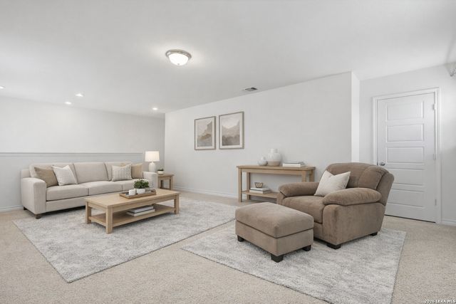 318 COLONIAL BLF, Universal City, TX 78148
