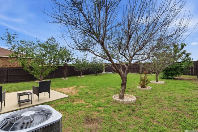 318 COLONIAL BLF, Universal City, TX 78148