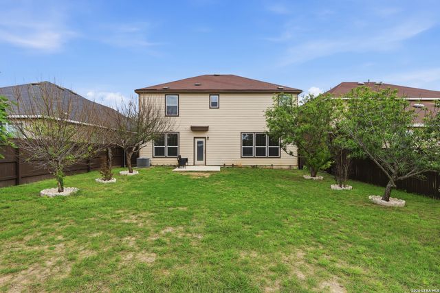 318 COLONIAL BLF, Universal City, TX 78148