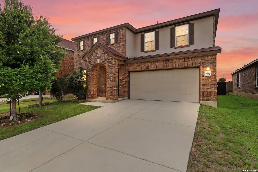 318 COLONIAL BLF, Universal City, TX 78148