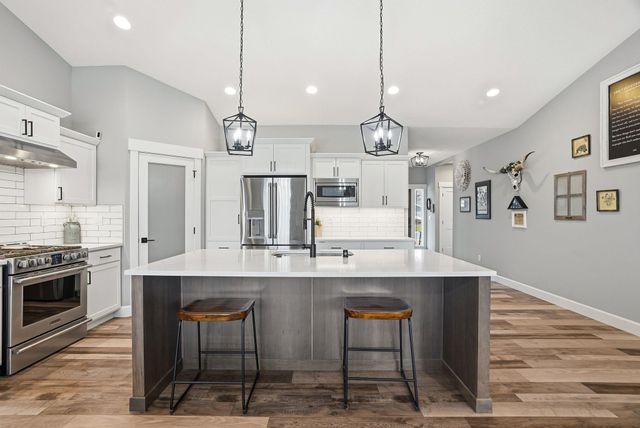5124 N Scenic Ln, Spokane, WA 99212