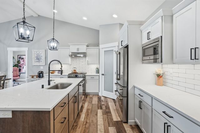 5124 N Scenic Ln, Spokane, WA 99212