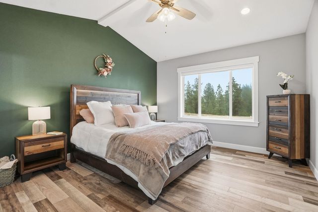 5124 N Scenic Ln, Spokane, WA 99212