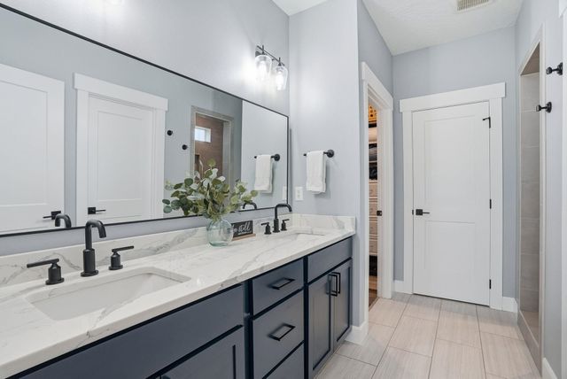 5124 N Scenic Ln, Spokane, WA 99212