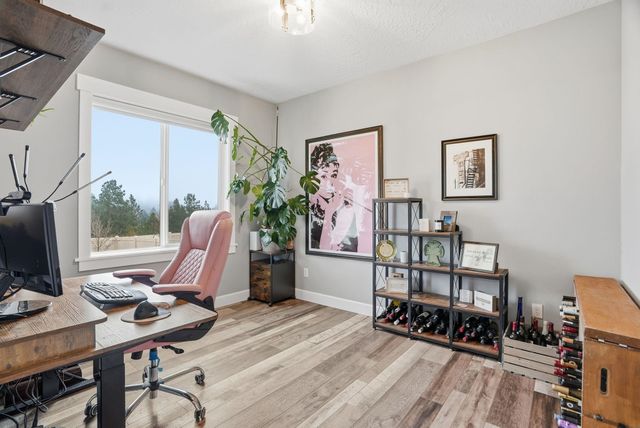 5124 N Scenic Ln, Spokane, WA 99212