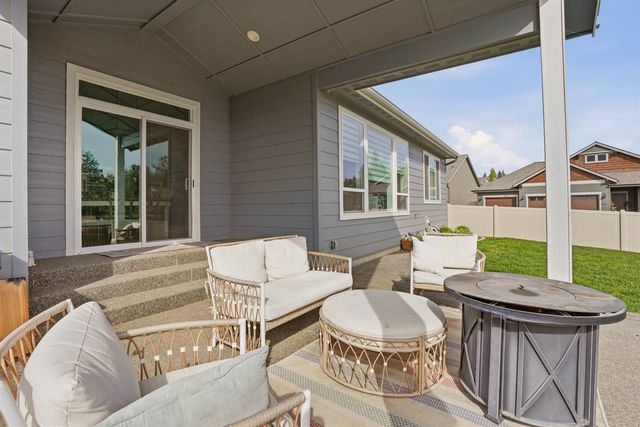 5124 N Scenic Ln, Spokane, WA 99212