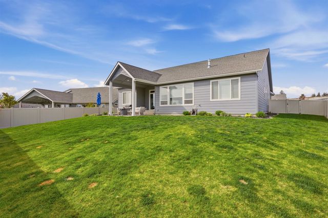 5124 N Scenic Ln, Spokane, WA 99212