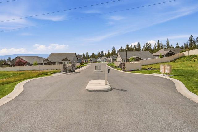 5124 N Scenic Ln, Spokane, WA 99212