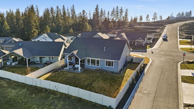 5124 N Scenic Ln, Spokane, WA 99212