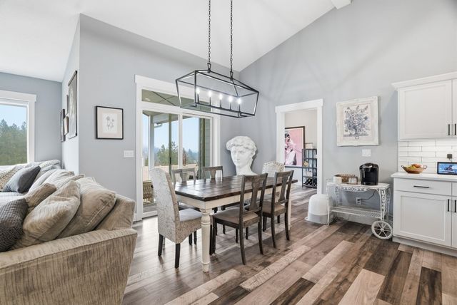5124 N Scenic Ln, Spokane, WA 99212