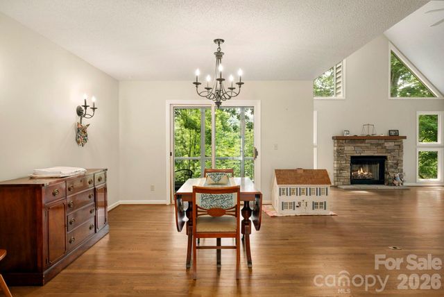 129 FOREST VIEW Drive, Flat Rock, NC 28731