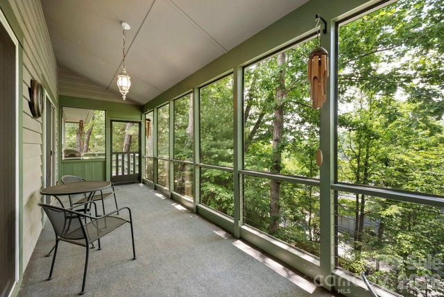 129 FOREST VIEW Drive, Flat Rock, NC 28731