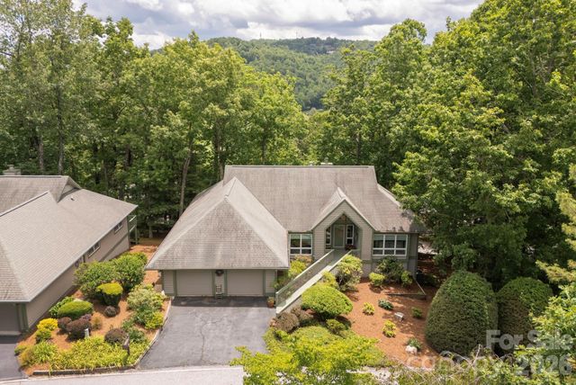 129 FOREST VIEW Drive, Flat Rock, NC 28731