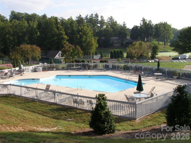 129 FOREST VIEW Drive, Flat Rock, NC 28731