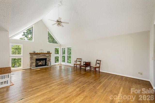 129 FOREST VIEW Drive, Flat Rock, NC 28731