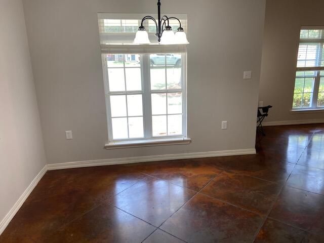 98 Parkwood Dr., Hattiesburg, MS 39402