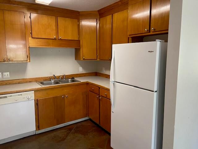 98 Parkwood Dr., Hattiesburg, MS 39402