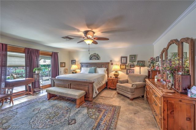 8020 La Cienega Street, Las Vegas, NV 89123