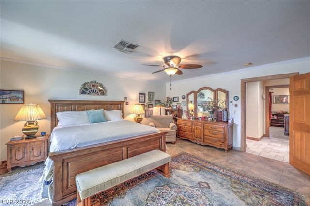 8020 La Cienega Street, Las Vegas, NV 89123