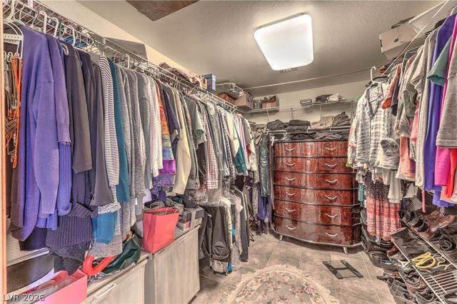 8020 La Cienega Street, Las Vegas, NV 89123