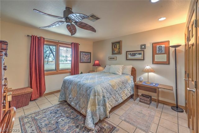 8020 La Cienega Street, Las Vegas, NV 89123