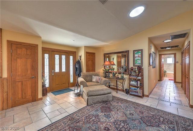 8020 La Cienega Street, Las Vegas, NV 89123