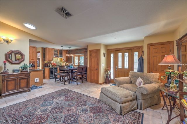 8020 La Cienega Street, Las Vegas, NV 89123