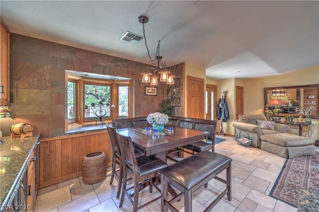 8020 La Cienega Street, Las Vegas, NV 89123