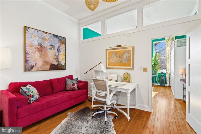 8 ACADEMY CT, Pennington, NJ 08534