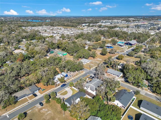 1544 N HIGHLAND STREET, Mount Dora, FL 32757