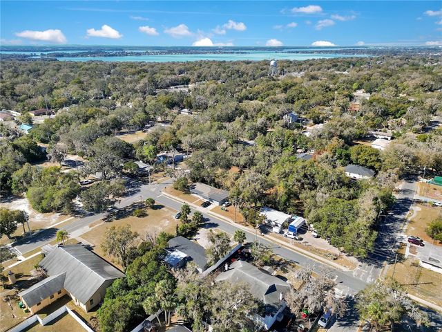 1544 N HIGHLAND STREET, Mount Dora, FL 32757