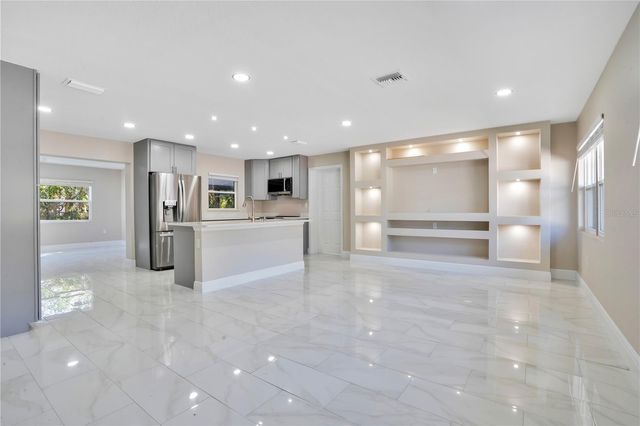 1544 N HIGHLAND STREET, Mount Dora, FL 32757