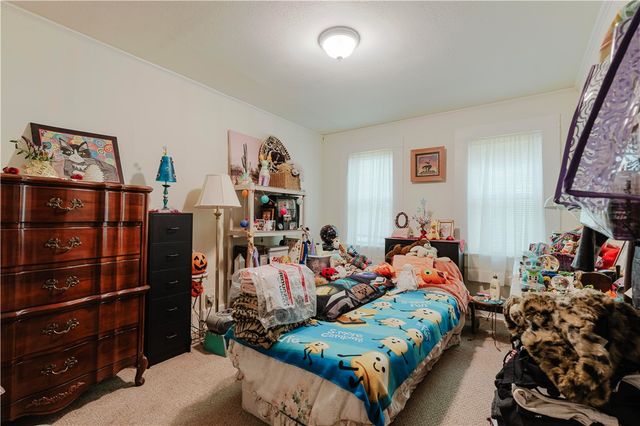 517 Terrace Dr, Harmar, PA 15238