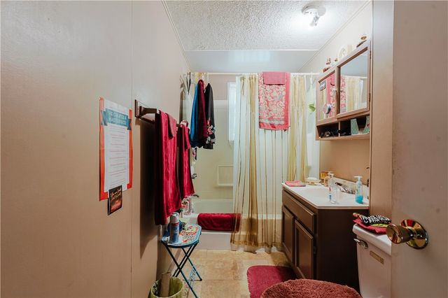 517 Terrace Dr, Harmar, PA 15238