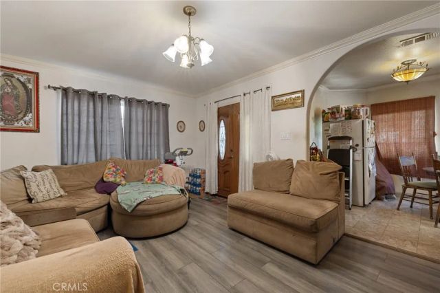 11430 Califa Street, North Hollywood, CA 91601