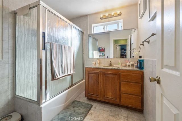 11430 Califa Street, North Hollywood, CA 91601