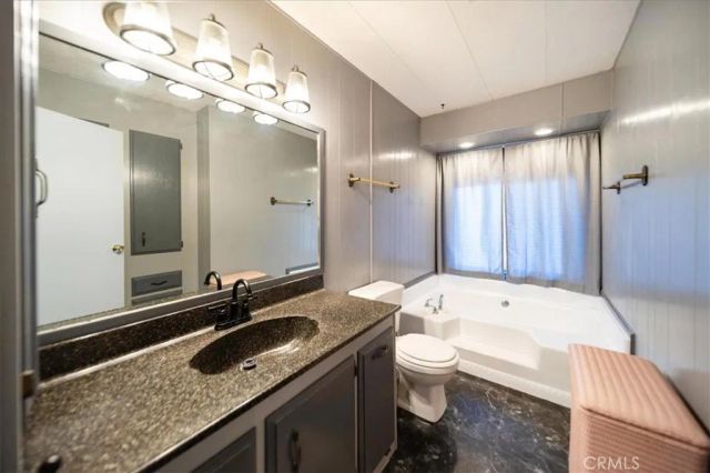 5001 W Florida 453, Hemet, CA 92545